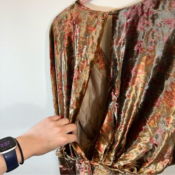 Anthropologie Mes Demoiselles V-Neck Velvet Batwing Dress Medium NWT - Picture 10 of 16